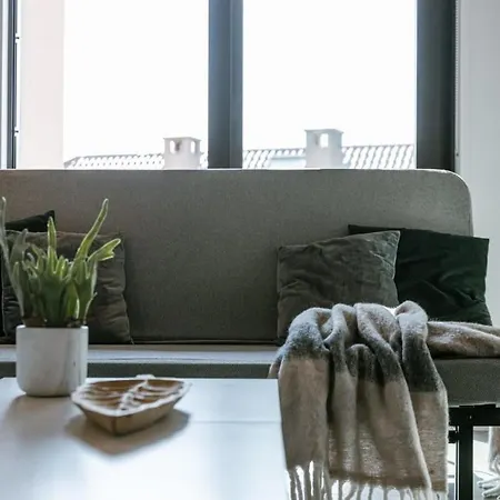 Apartman Huswell - Near The Beach With Terrace