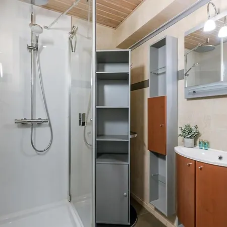Huswell - Near The Beach With Terrace Apartment