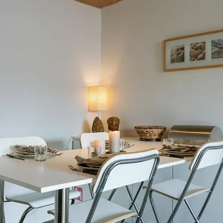 Apartman Huswell - Near The Beach With Terrace *