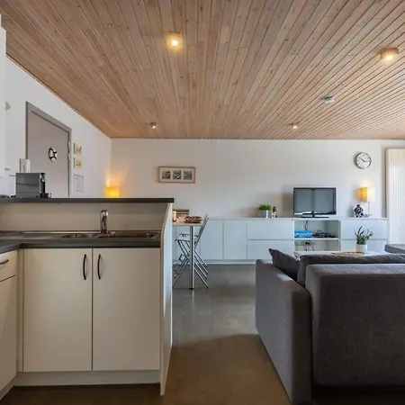 Huswell - Near The Beach With Terrace Apartment